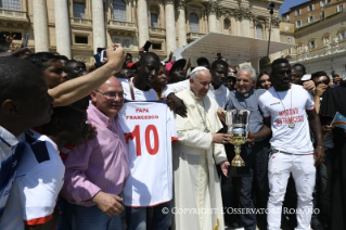 Udienza Generale: Il primo segno della Misericordia