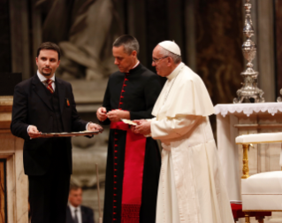 L'Agnus Dei est disponible au Centre d’Accueil des Pèlerins 