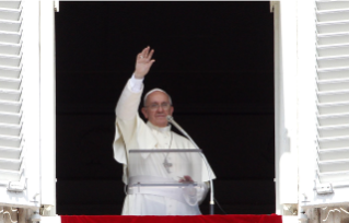 Pope Francis Regina Coeli in Saint Peter's Square