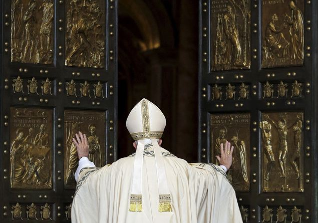 Apertura de la Puerta Santa de San Pedro